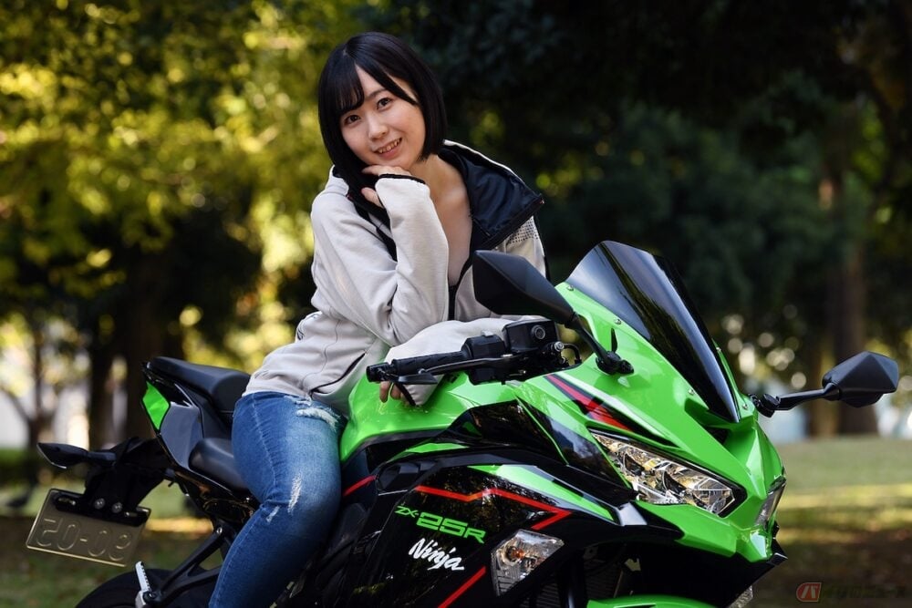 夜道雪のちょっと寄り道」 夢にまでみたカワサキのニーハン4発、Ninja