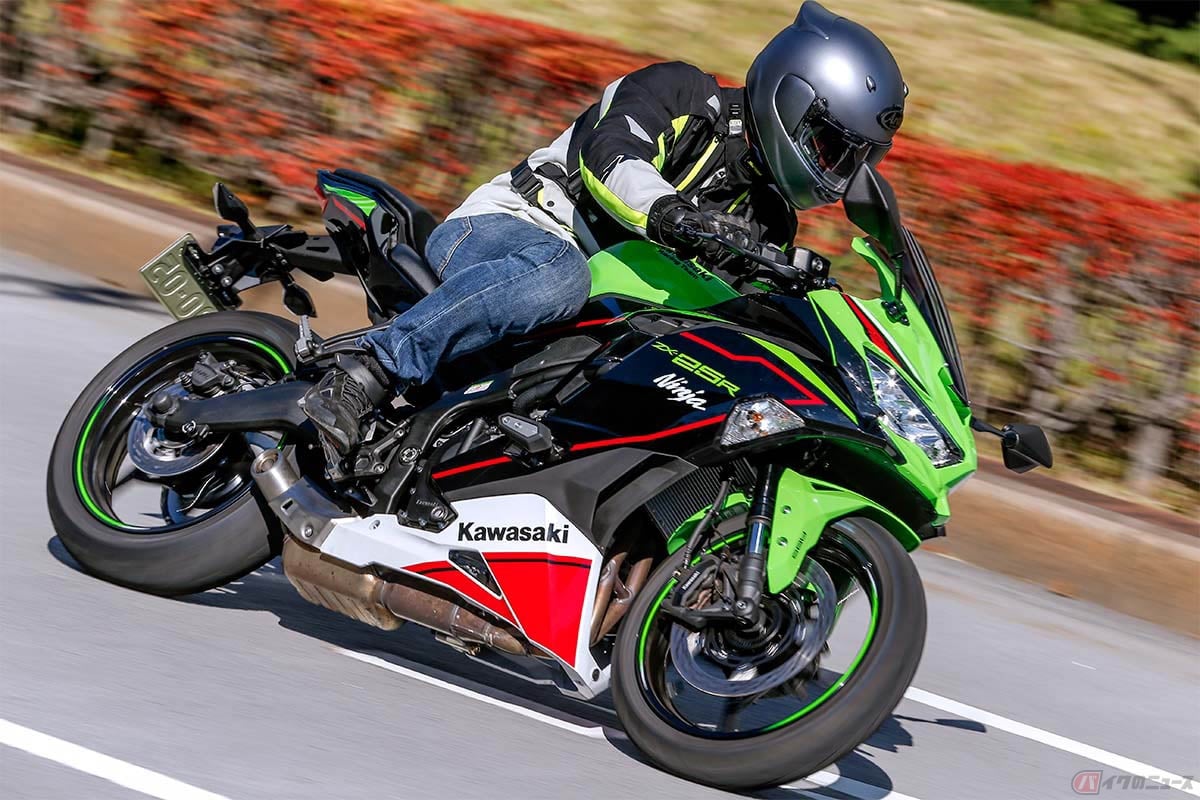 the「燃費」250ccクラスで4気筒エンジン搭載 カワサキ「Ninja ZX-25R