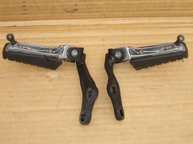 売約済み】SR400の純正パーツが入荷しました。 | バイクパーツの