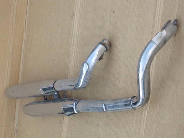 売約済み】ドラッグスター1100の純正マフラーが入荷しました