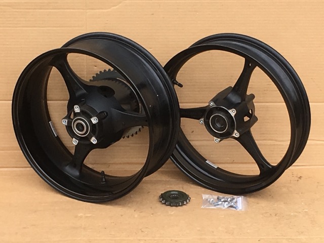 売約済み】GSX-R1000の前後ホイールが入荷しました。 | バイクパーツの