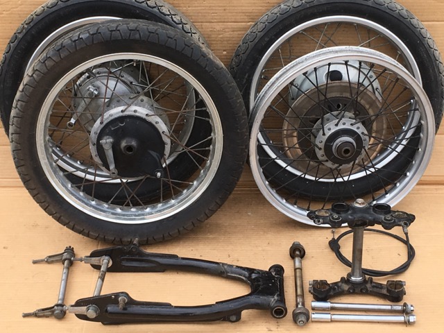 SR400/500の純正パーツが入荷しました。 | バイクパーツのジャンクボックス