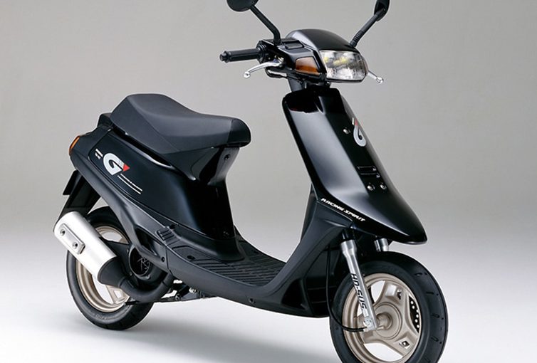 G'(AF23)-since 1989- - バイクの系譜