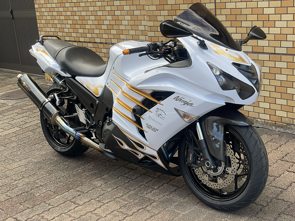 Ninja ZX-14R 納車 | セールストリガー モーターサイクル