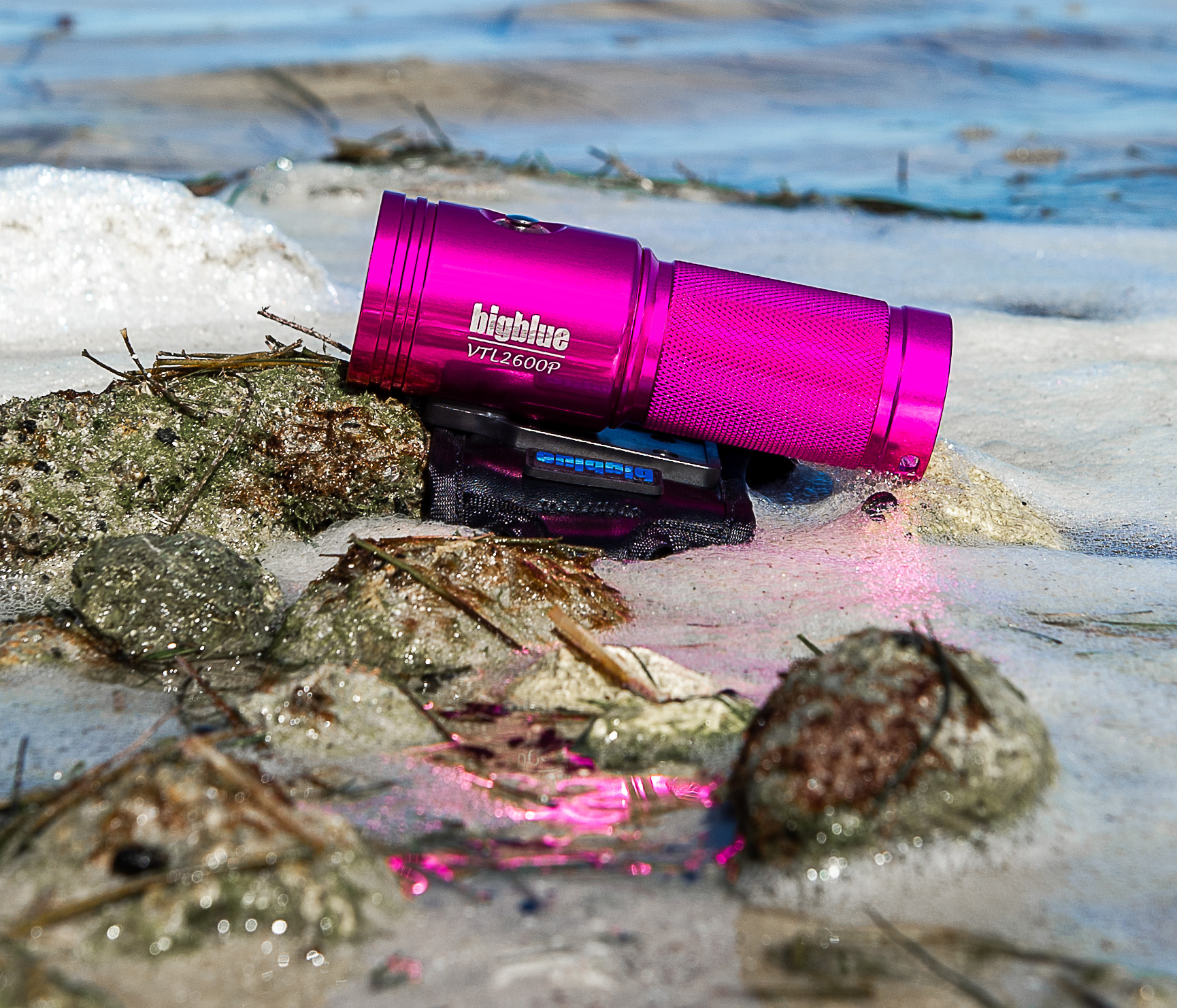 2900-Lumen Dual-Beam Light – Wide/NarrowSKU: VTL2900P – Bigblue