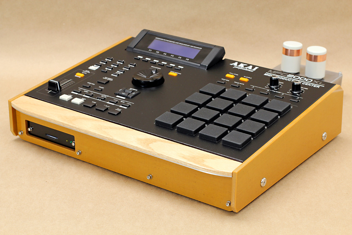 Akai MPC 2000XL Custom Gold Phenolic Unit & Hardwood Bezel