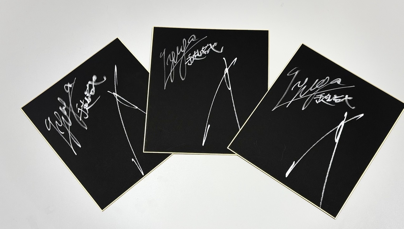 S.M. CoreTalk Vol.12ゲスト：手越祐也＆SUGIZO 直筆サイン色紙(抽選