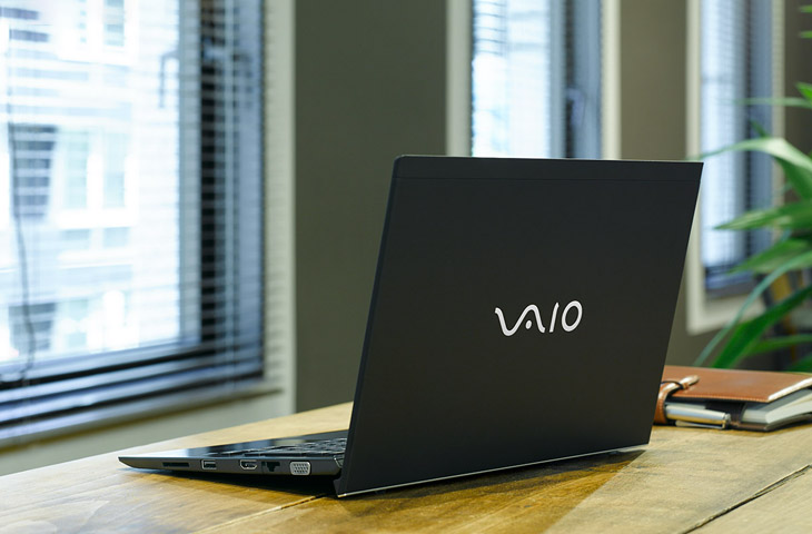 Sony Vaio VJPG11 | 第7世代 - Core i5 Sony Vaio VJPG11 | 第7世代