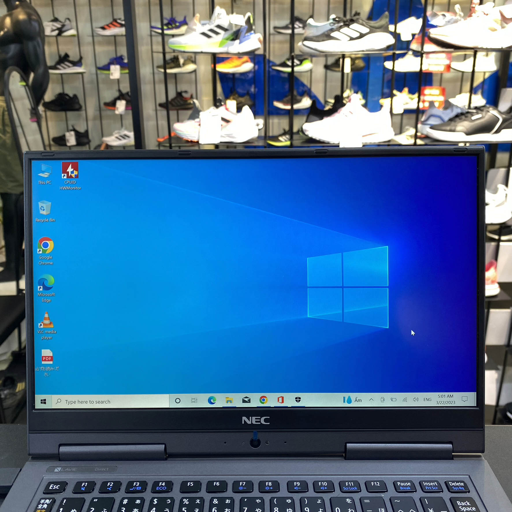 軽量薄型☆NEC LAVIE HZ i7-6500U 8GB SSD256 NEC LAVIE Direct HZ