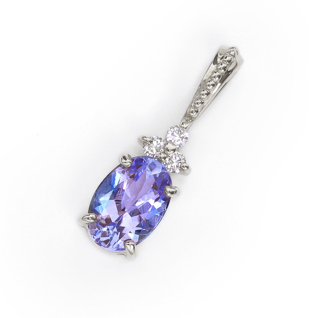 ビズー公式】タンザナイト(ラベンダーカラー) ダイヤモンドK18(18金