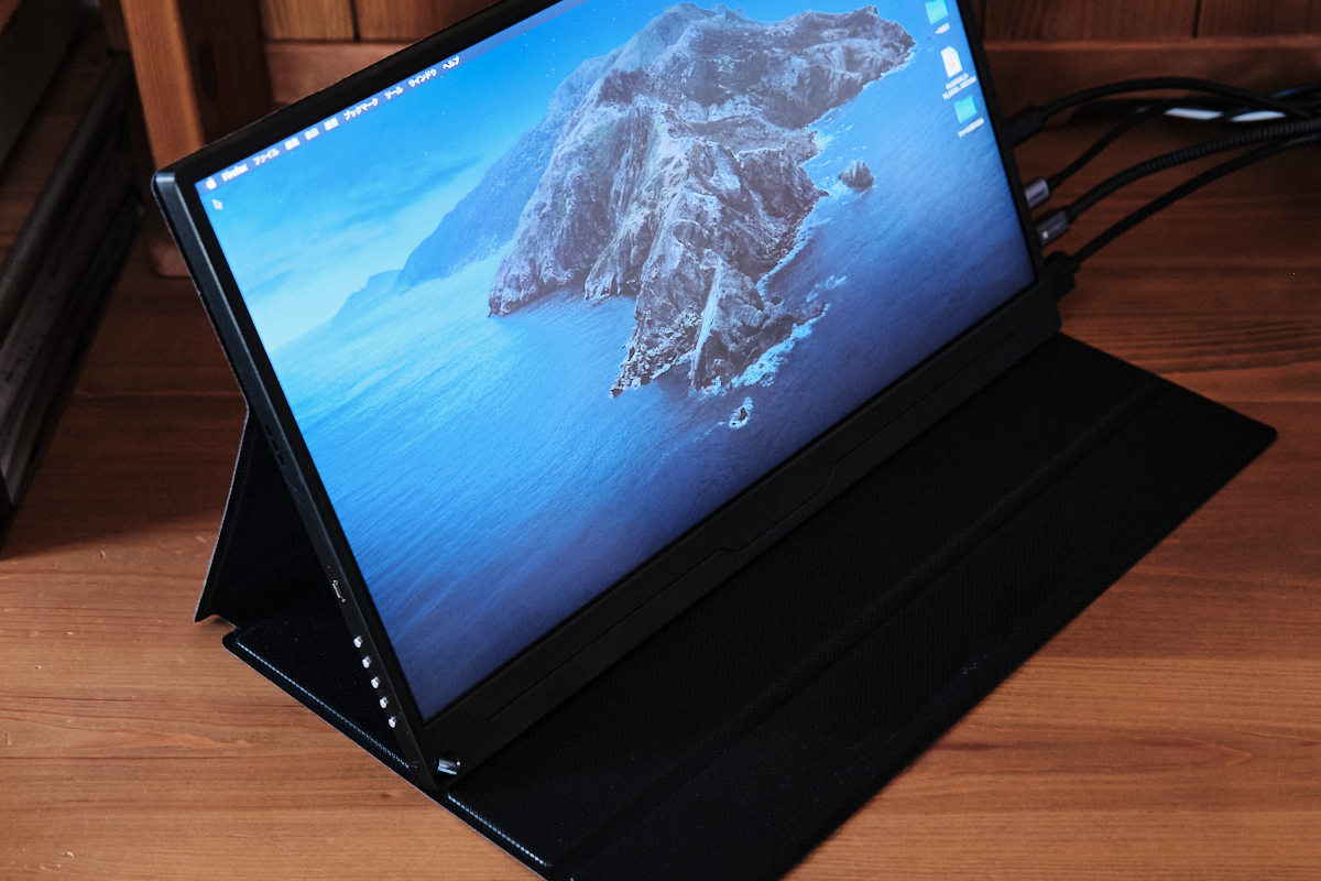 4Kで綺麗な表示のモバイルモニター 使用レビュー EVICIV EVC-1504 4K