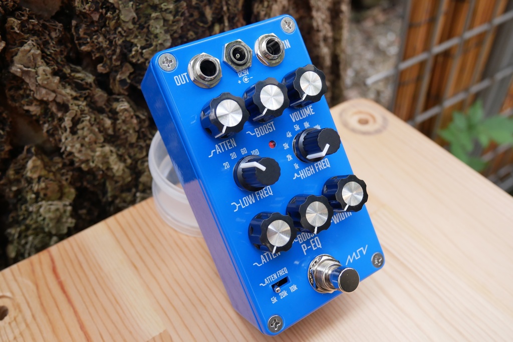 MST P-EQ （エレキギター/エレキベース用コンパクトイコライザー