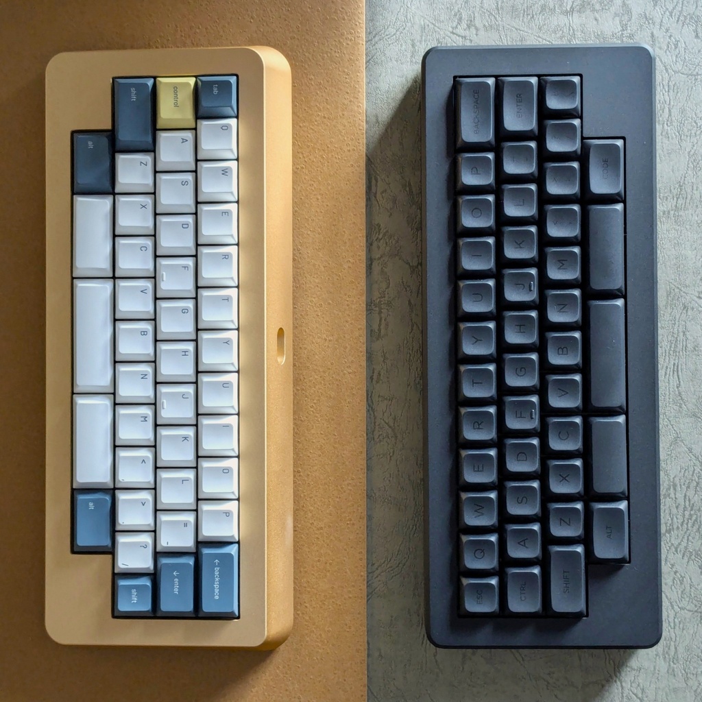 Henge40 - 12列ロースタ40%アルミケースキーボード - 1U猫キー屋 (ymkn