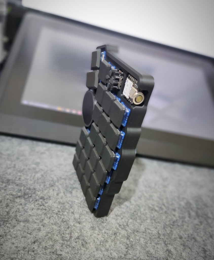 LalaPad - shininet - BOOTH