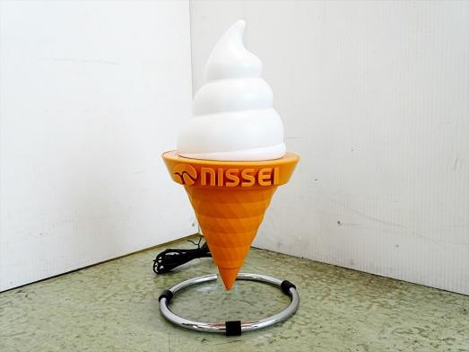 日世(ニッセイ) 業務用 卓上ソフトクリーム看板、お買取りしました