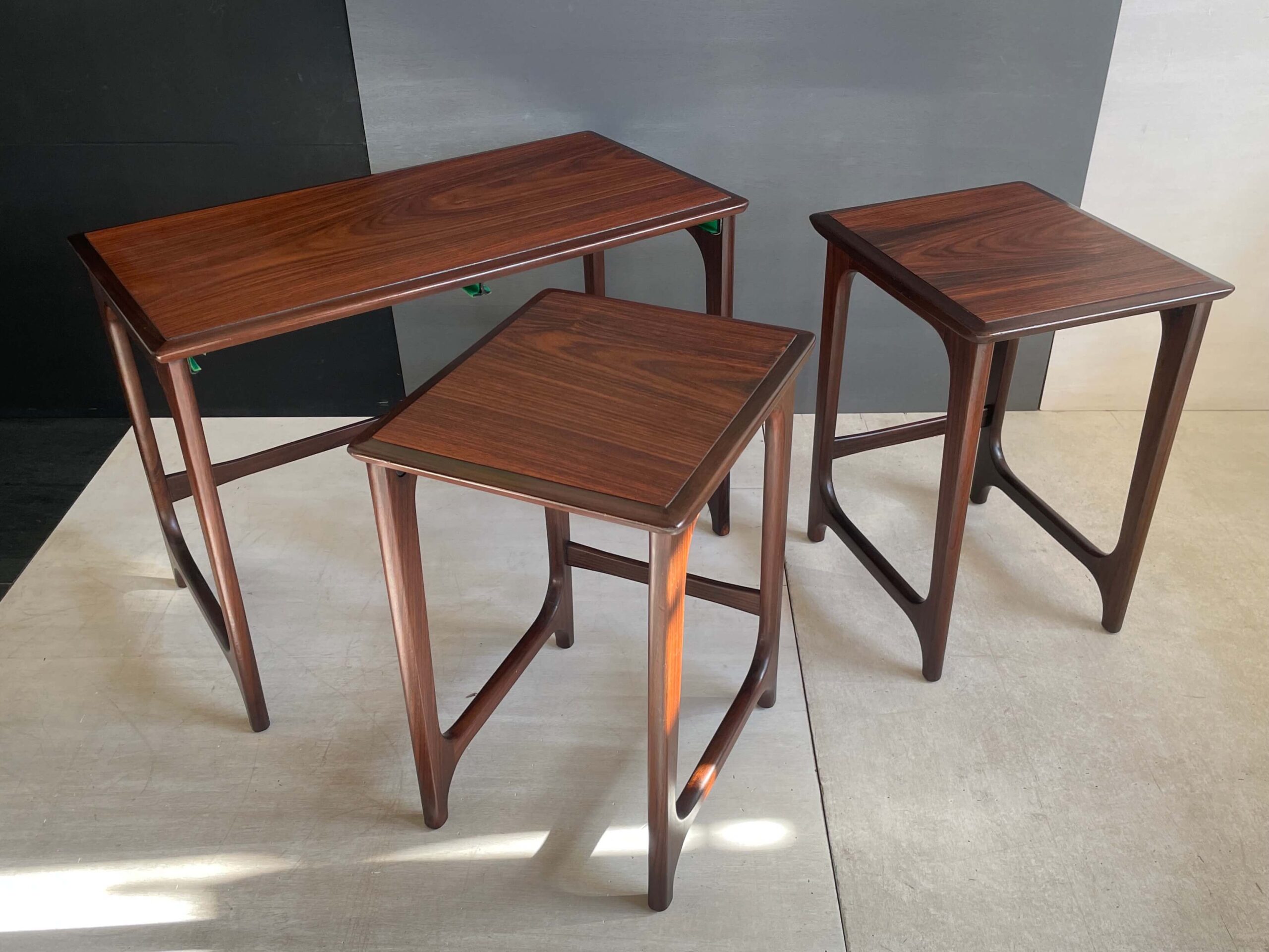 No.10216「ローズウッド ネストテーブル：オールドマルニ」SOLD