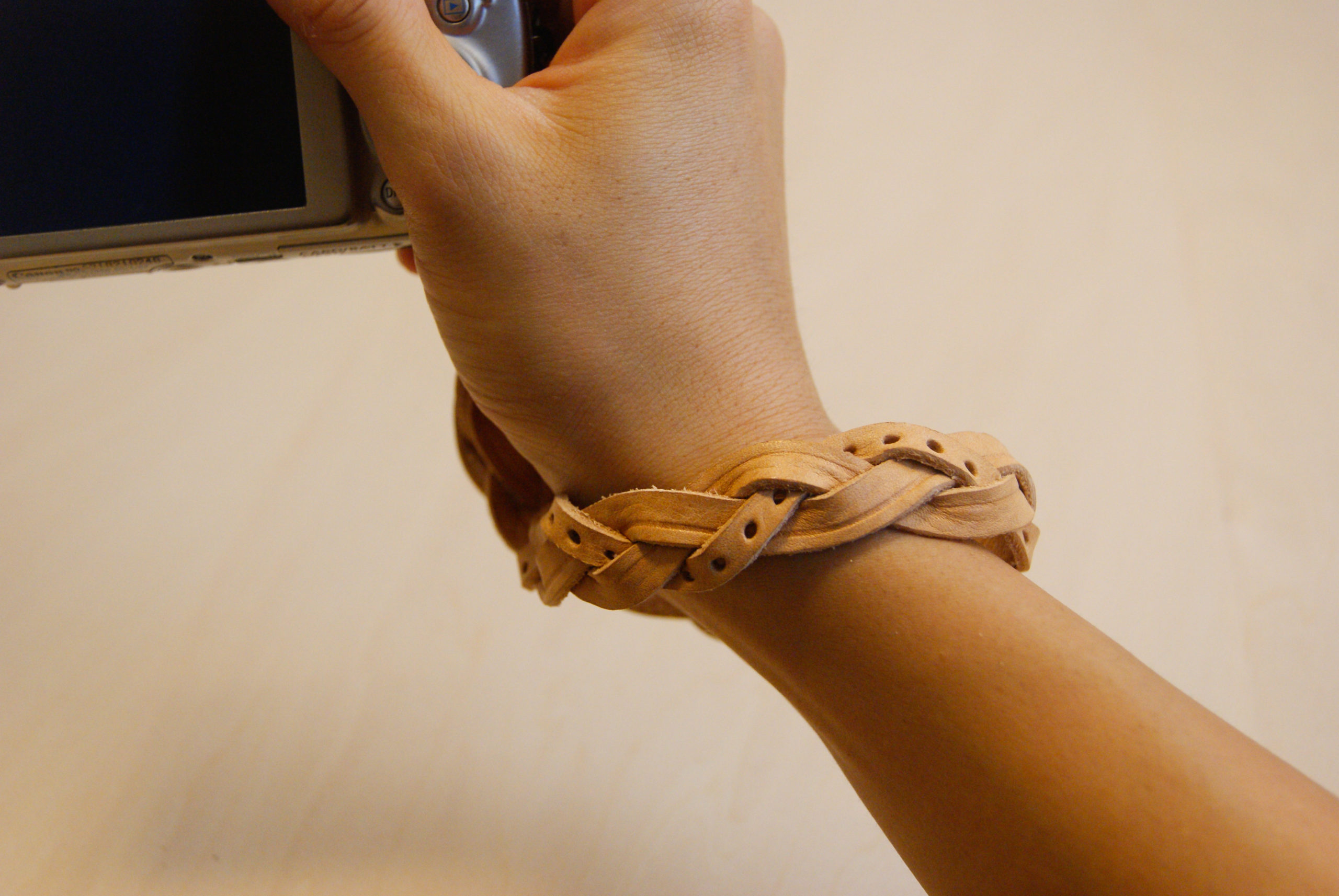 リストストラップ レザー編み込み - Bottega Glicine - 革製品専門店