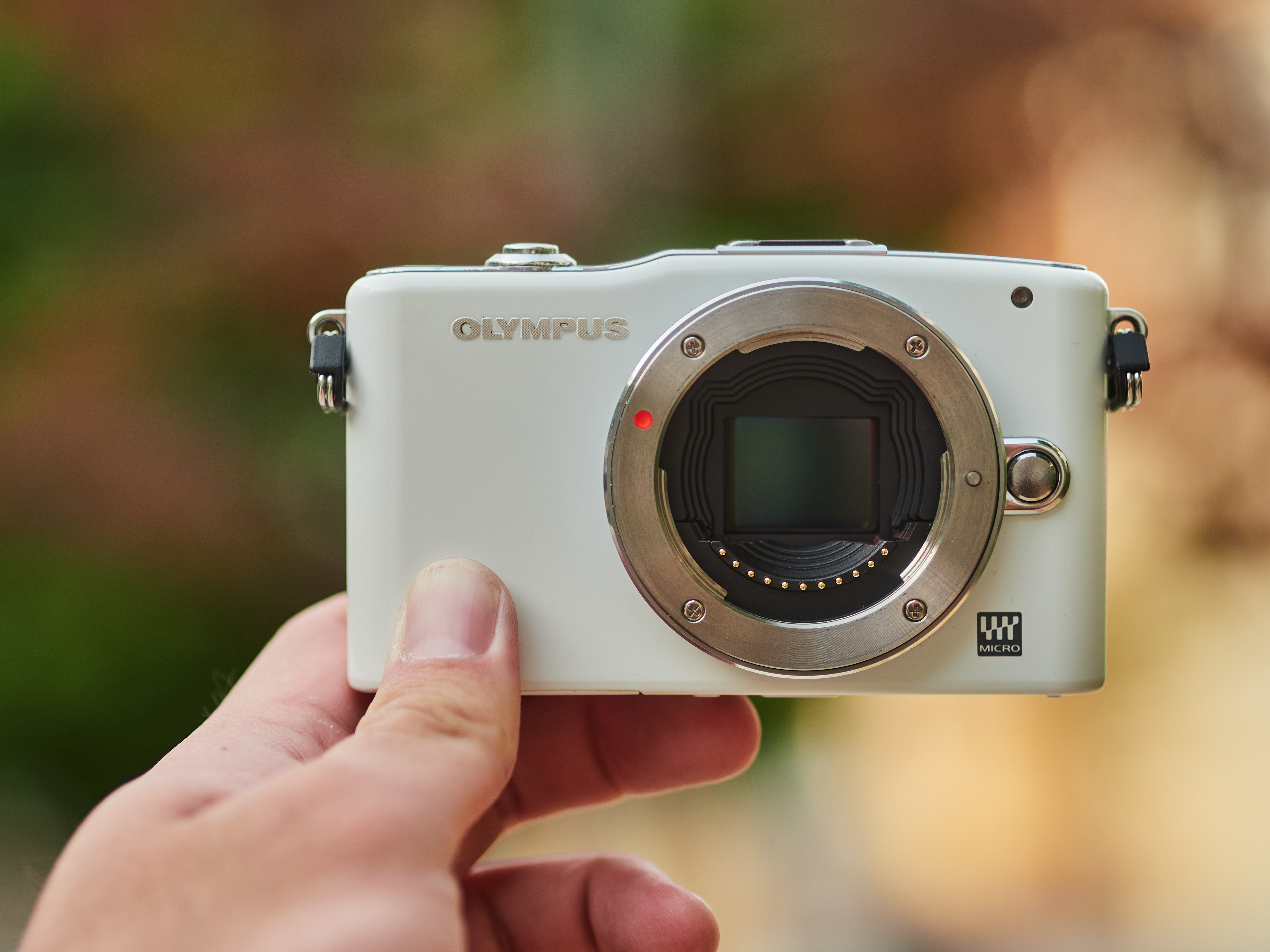 ROBIN WONG : Olympus PEN Mini E-PM1 in 2021