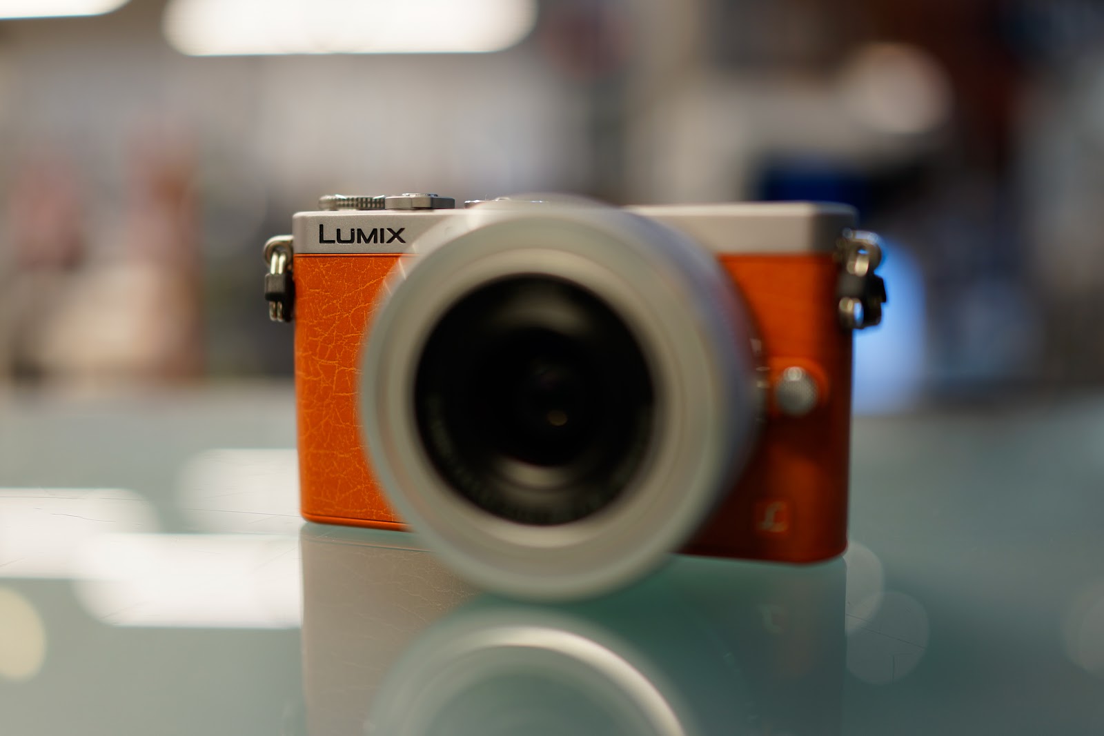 Henry's Note: Panasonic Lumix DMC-GM1 - Review