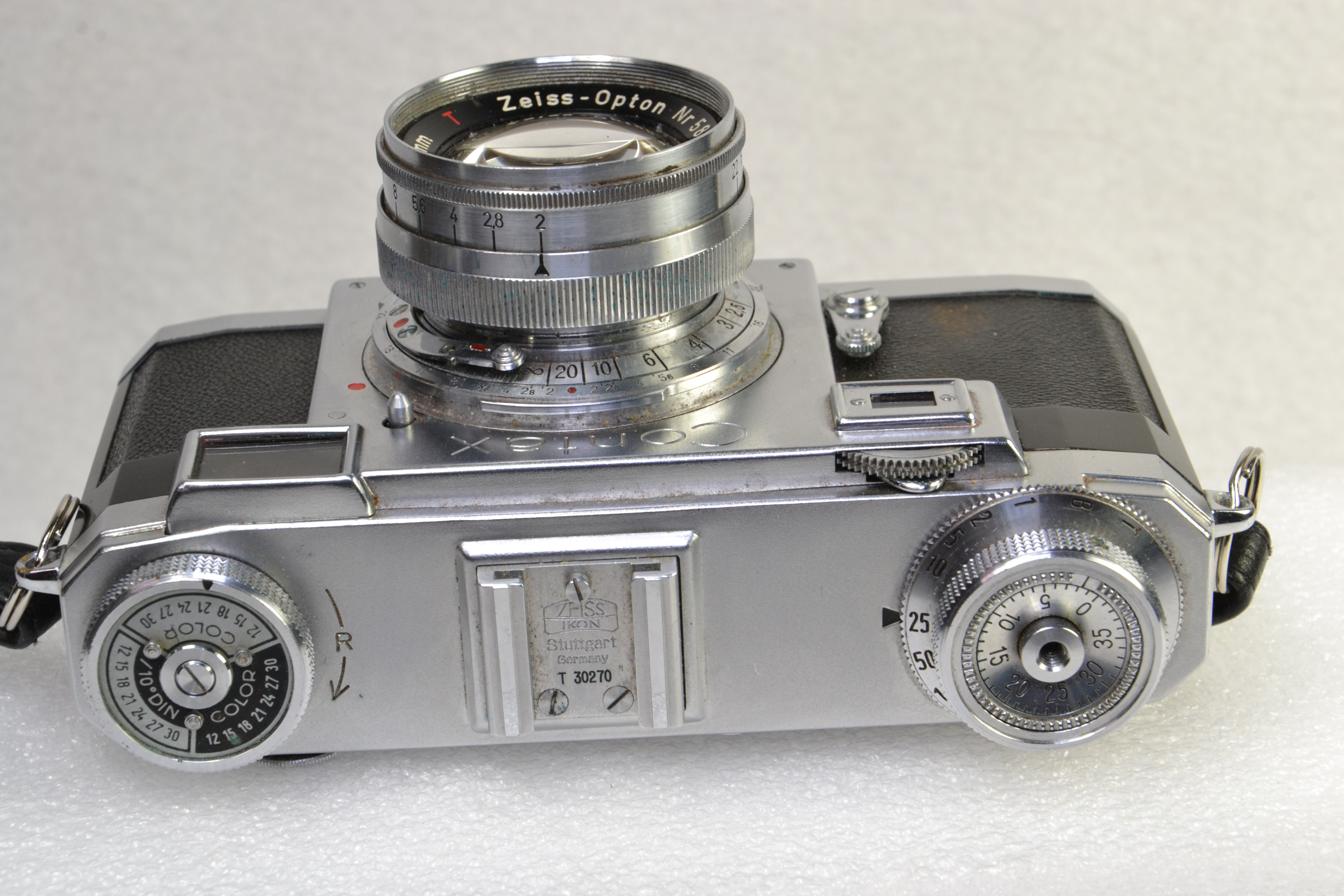 Random Camera Blog: Contax IIa - a gem from Zeiss Ikon