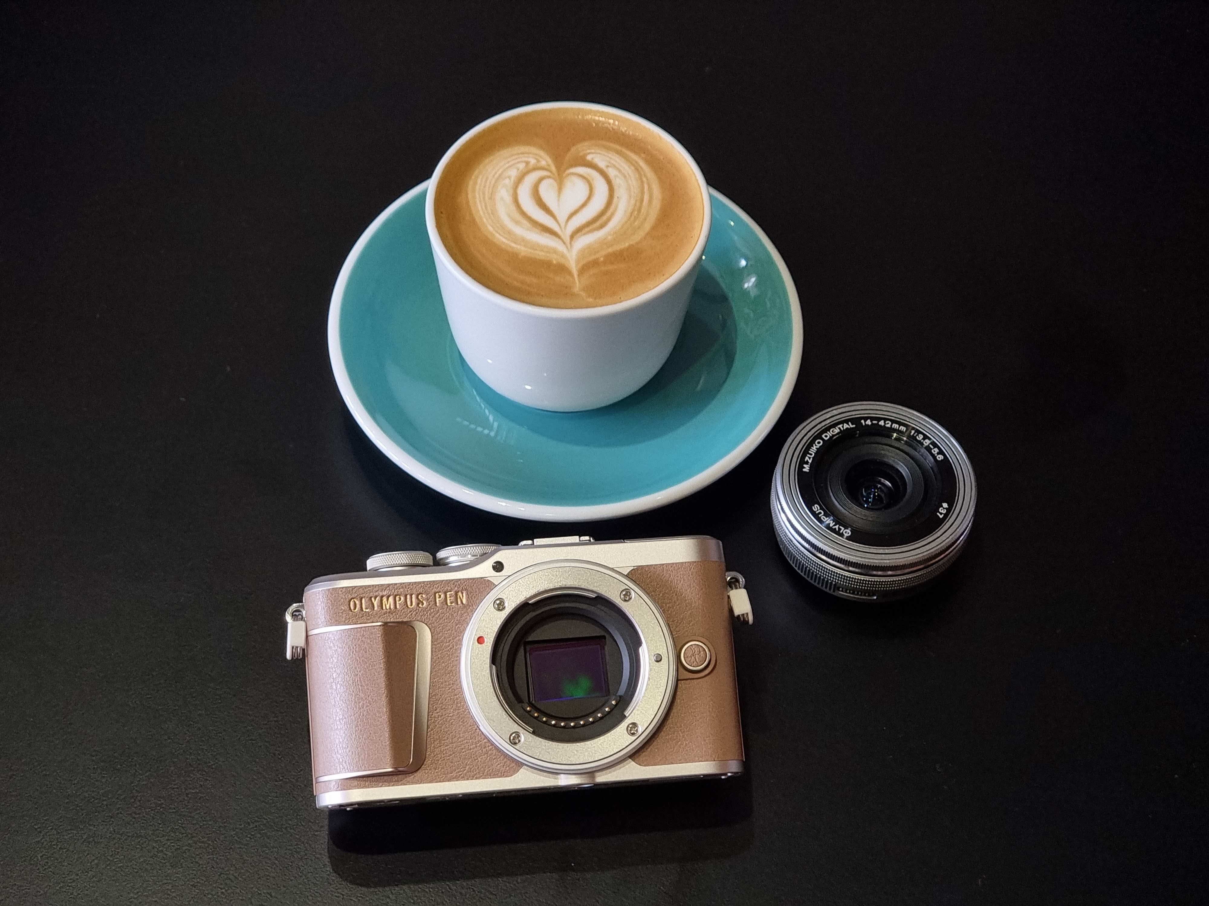 ROBIN WONG : Olympus PEN E-PL10 Review