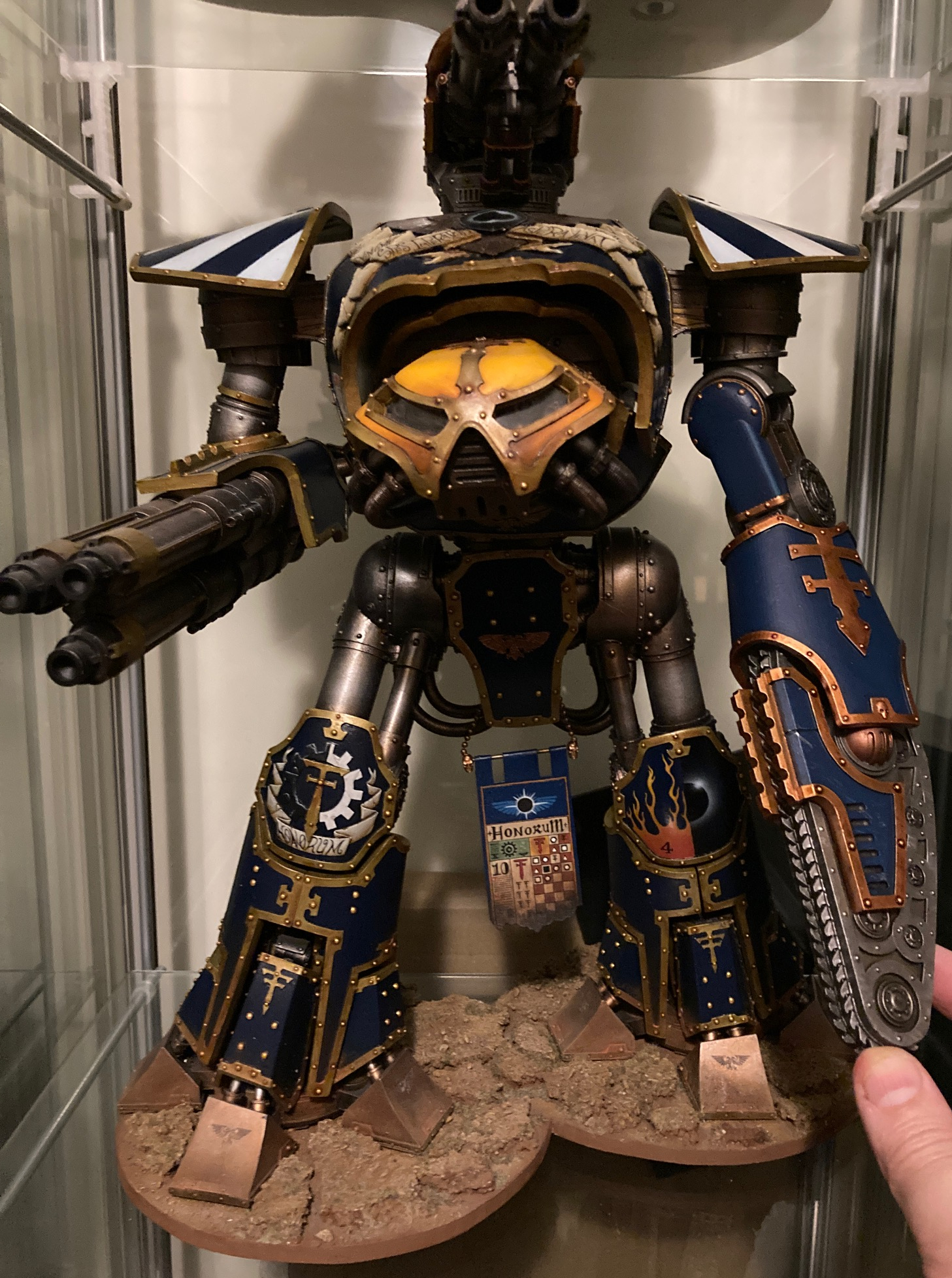 WeeMen: Reaver Titan - Chainfist Close Combat Weapon