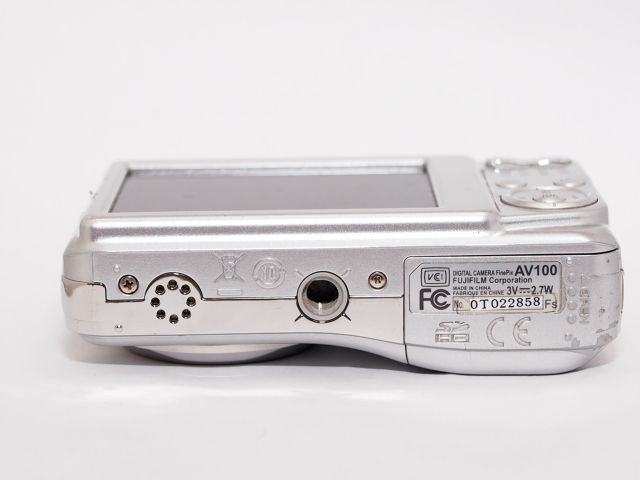 書き溜め space: FUJIFILM FinePix AV100