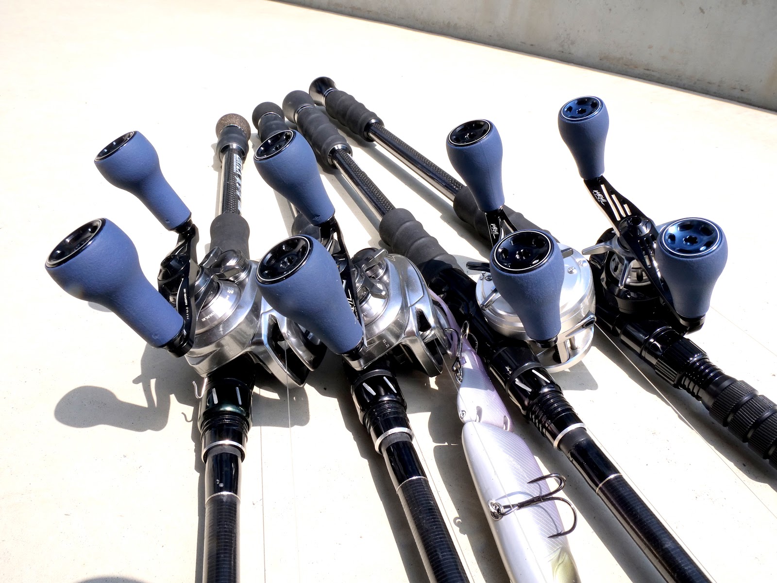 password:drt: VARIAL出荷~新色ノブ