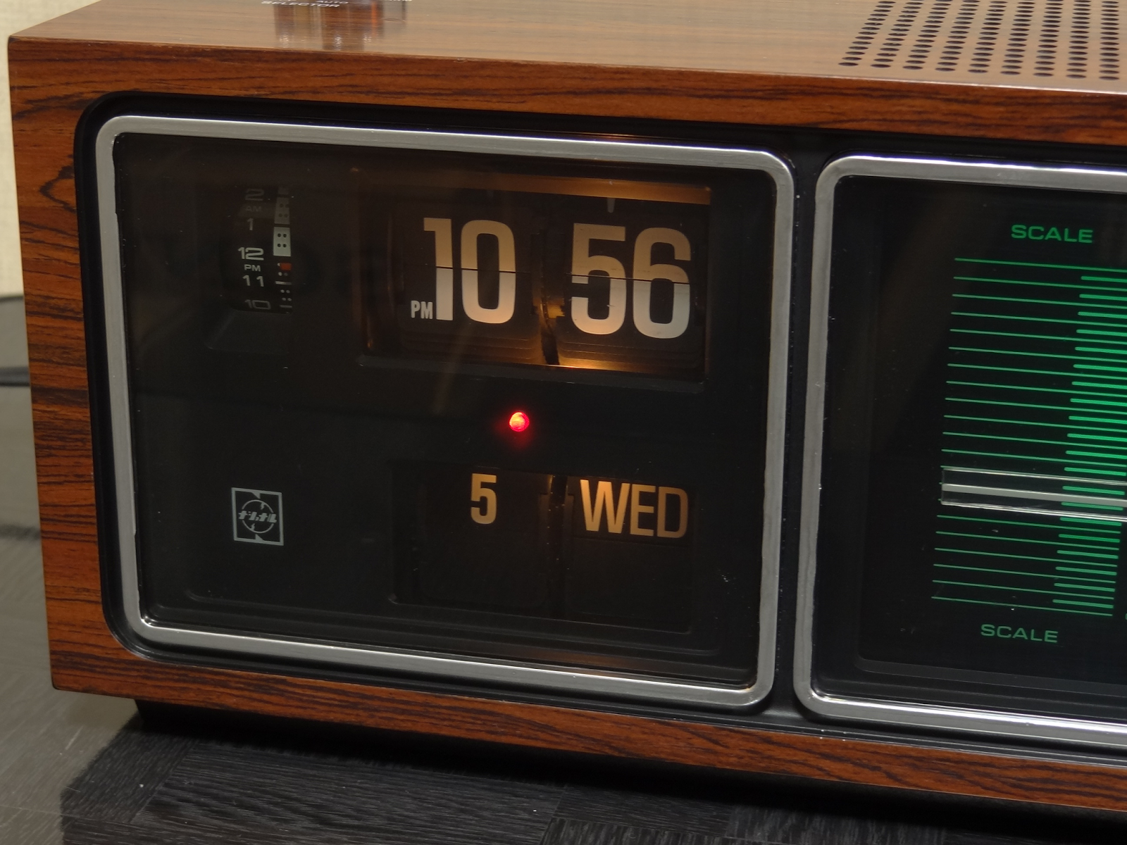 狂乱Nonaha日記: National パタパタ時計付きラジオ RC-685