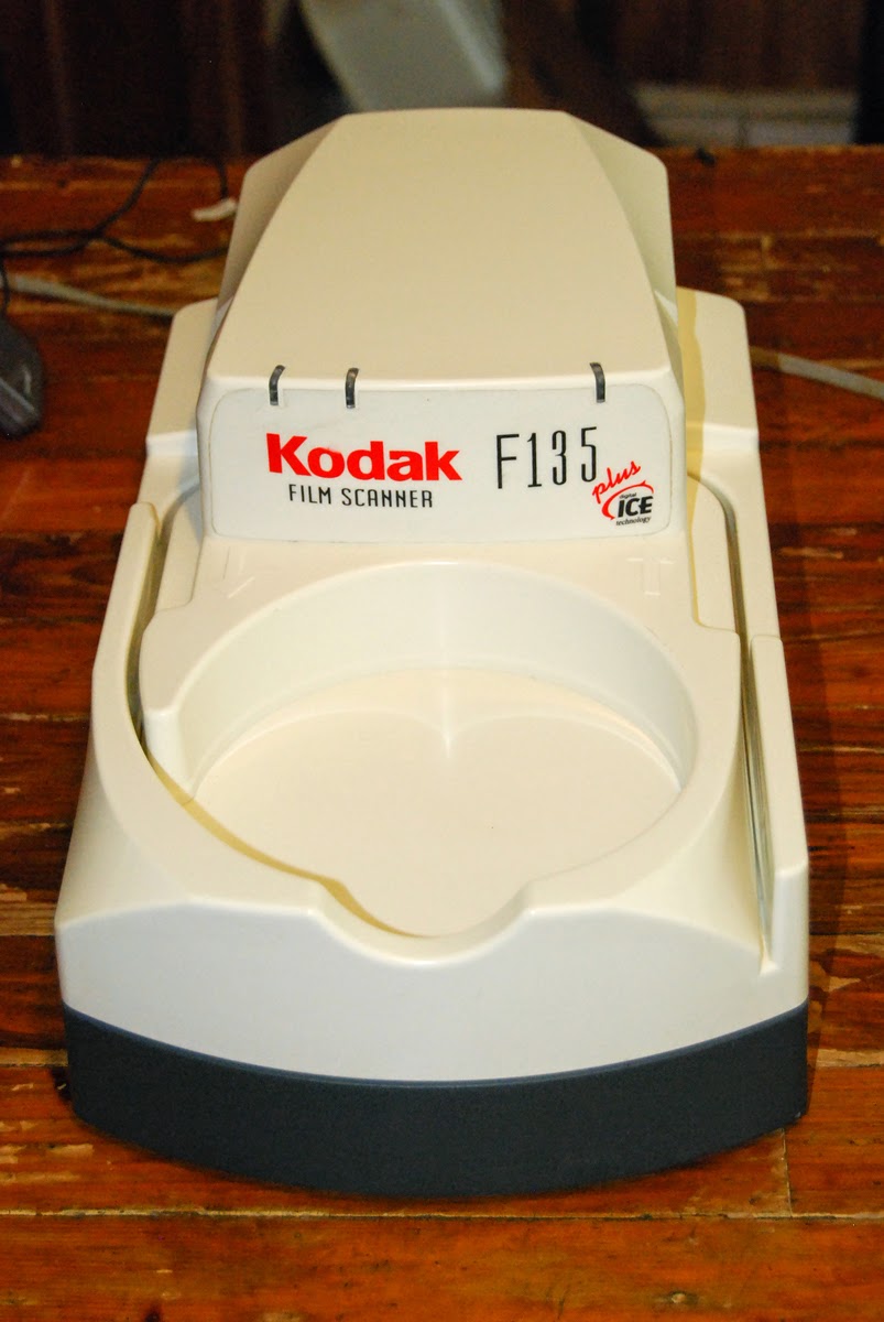 Silver Light Alchemy: New Scanner - Kodak/Pakon F135 Plus