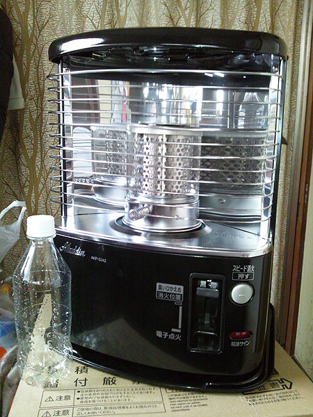 小天下-sho.ten.ka-: Aladdin AKP-S242：石油ストーブと和室