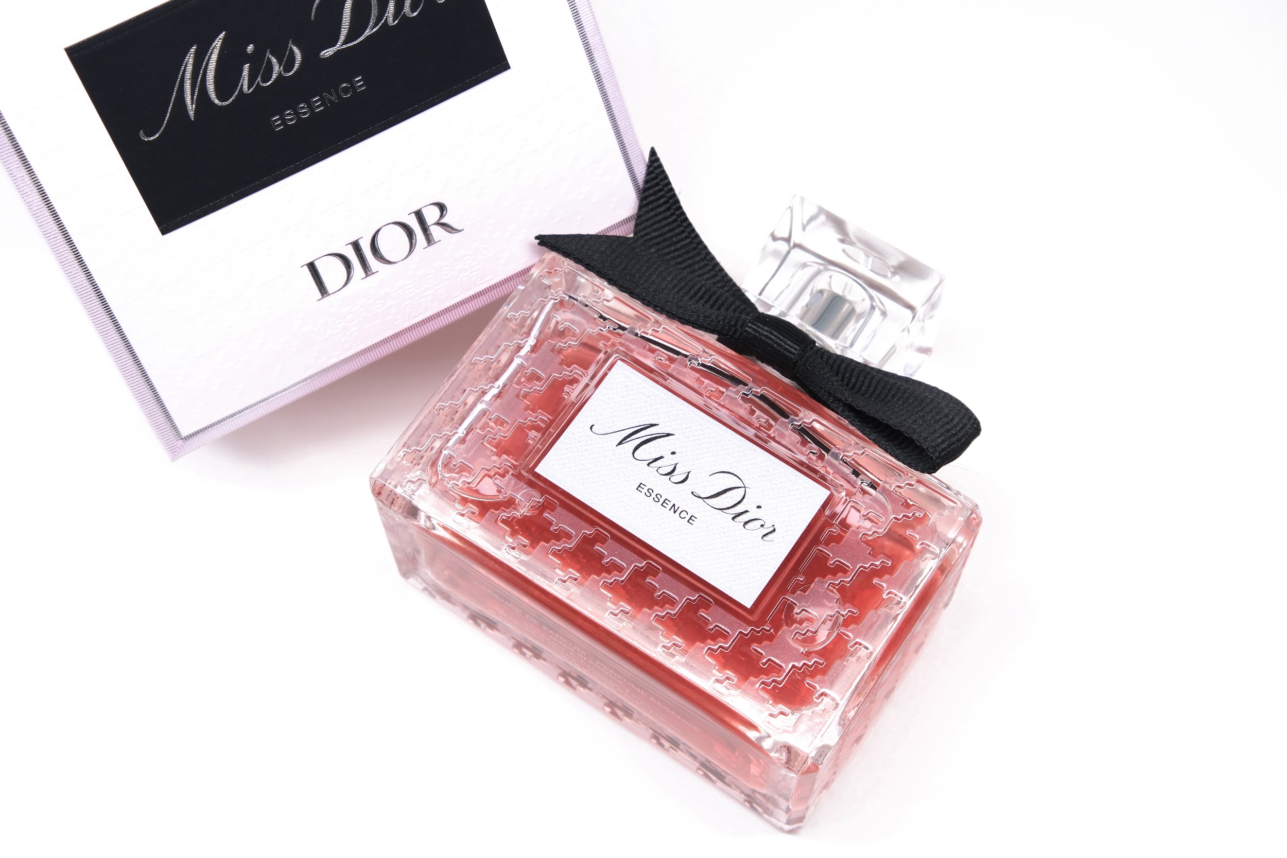 Dior | Miss Dior Essence: Review | The Happy Sloths: Beauty