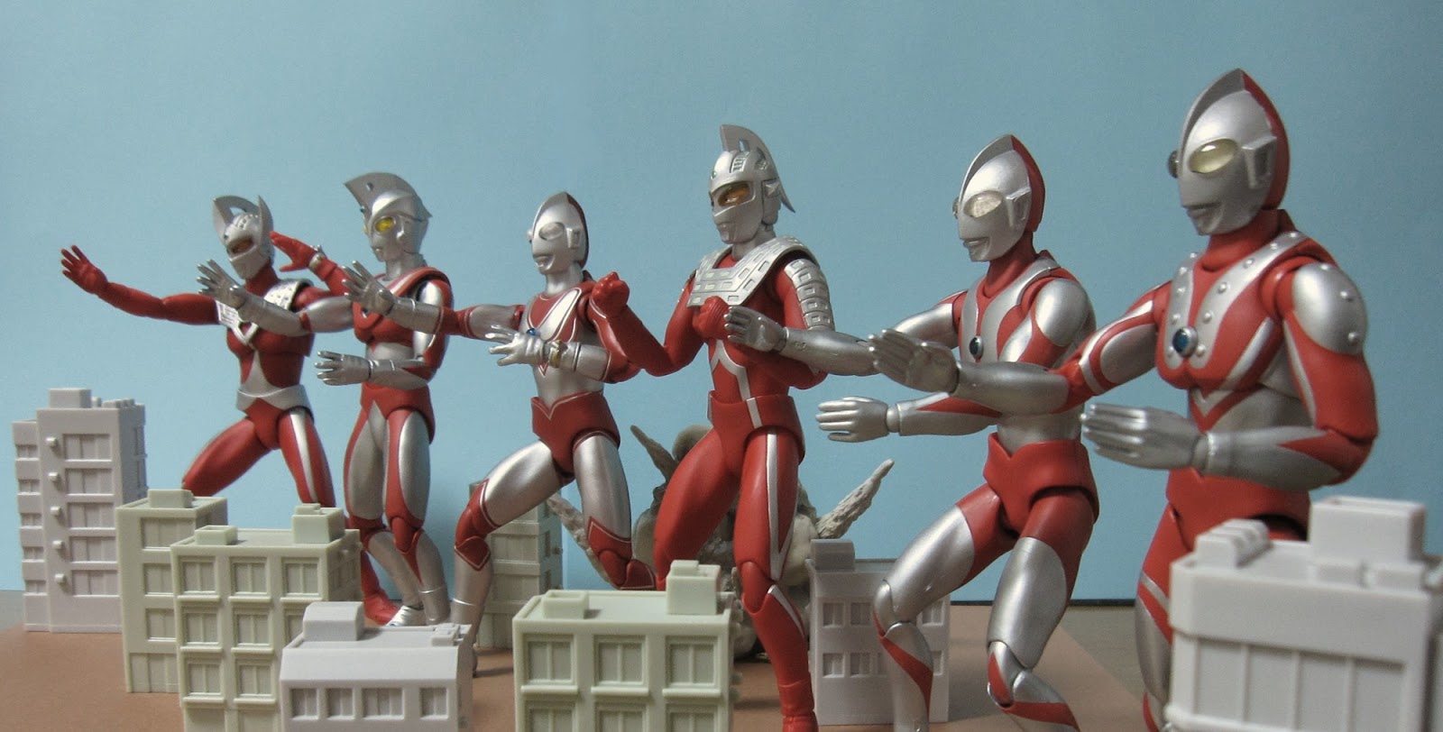 白toytoy: Ultra Act 「ウルトラ6兄弟最後の日！」その2