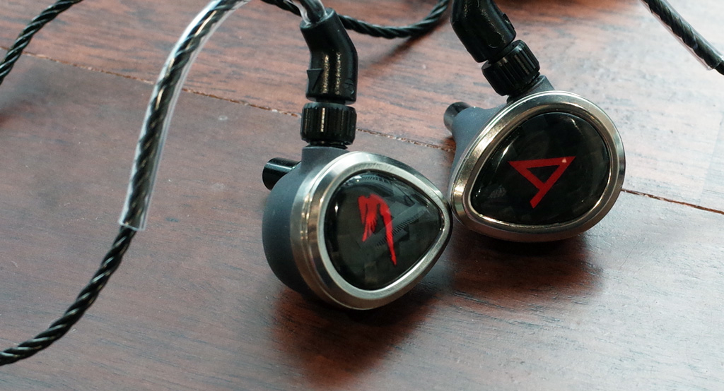 Sandal Audio: JH Audio JH13V2 PRO、JH16V2 PRO、Roxanne PERFORMANCE