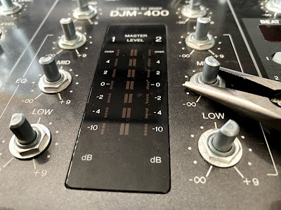 PIONEER DJM-400 修理 ~ SC-RECS.com / SPACE CAKES / S.C.L.S. / PLaY