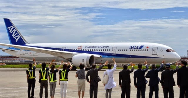 ZipanguFlyer: ANA flies world's first Boeing 787-9 passenger flight.