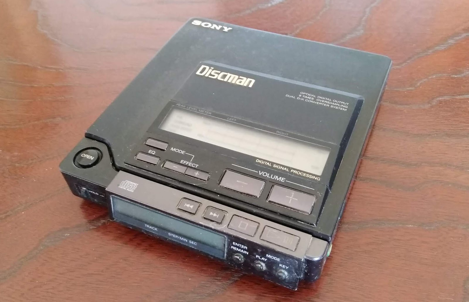 ソニーのディスクマン・D-Z555