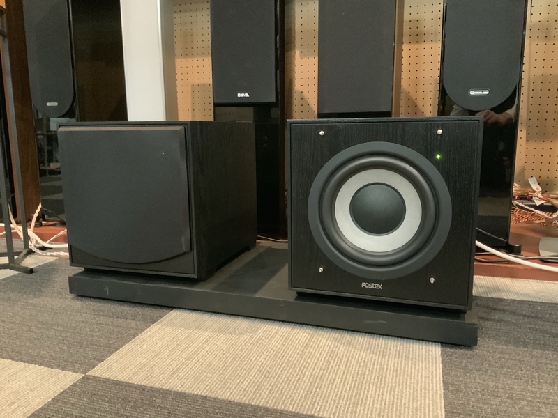 Fostex 密閉型アクティブ・サブウーハー CW200D CW200D Fostex 密閉型