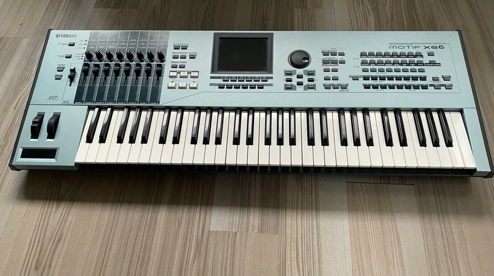 MATRIXSYNTH: Yamaha MOTIF XS6 Keyboard Synthesizer