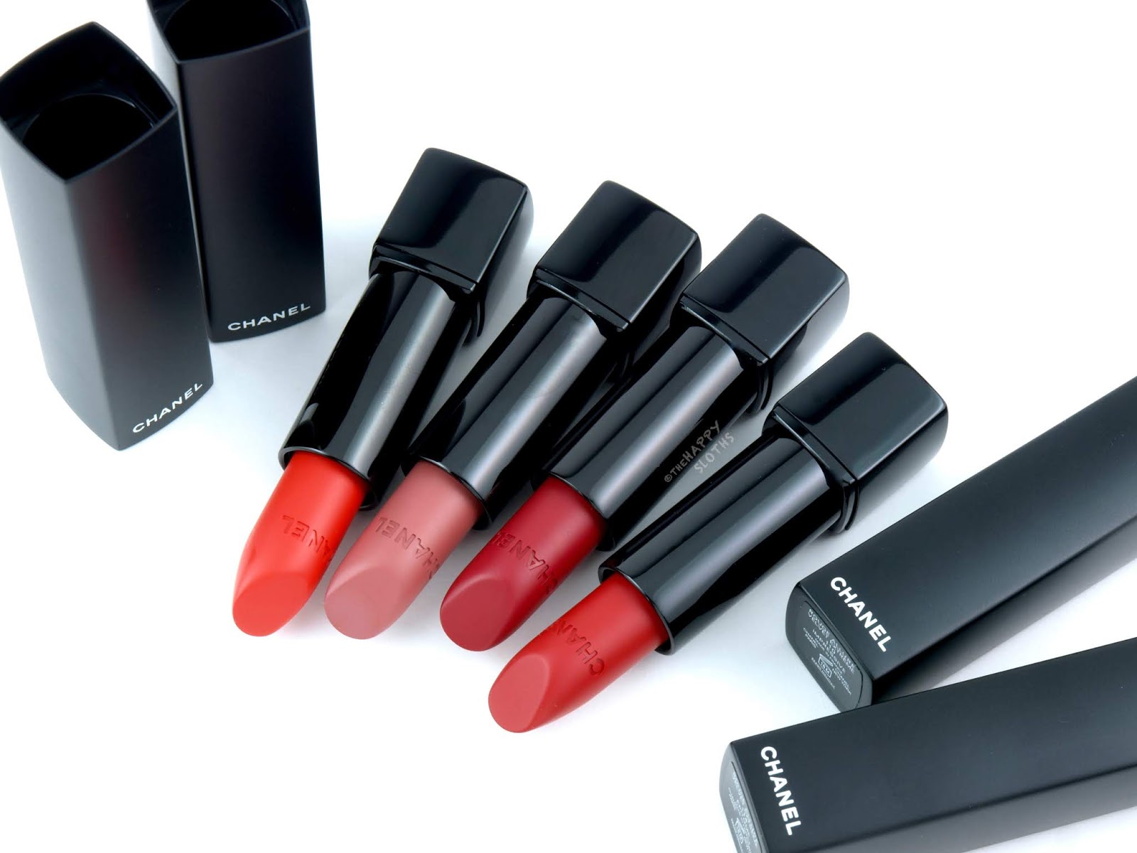 Chanel | Rouge Allure Velvet Extreme Lipstick: Review and Swatches