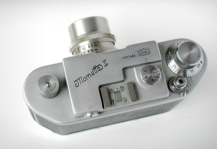 Exploring the World of Film Cameras and Lenses: The Mometta II