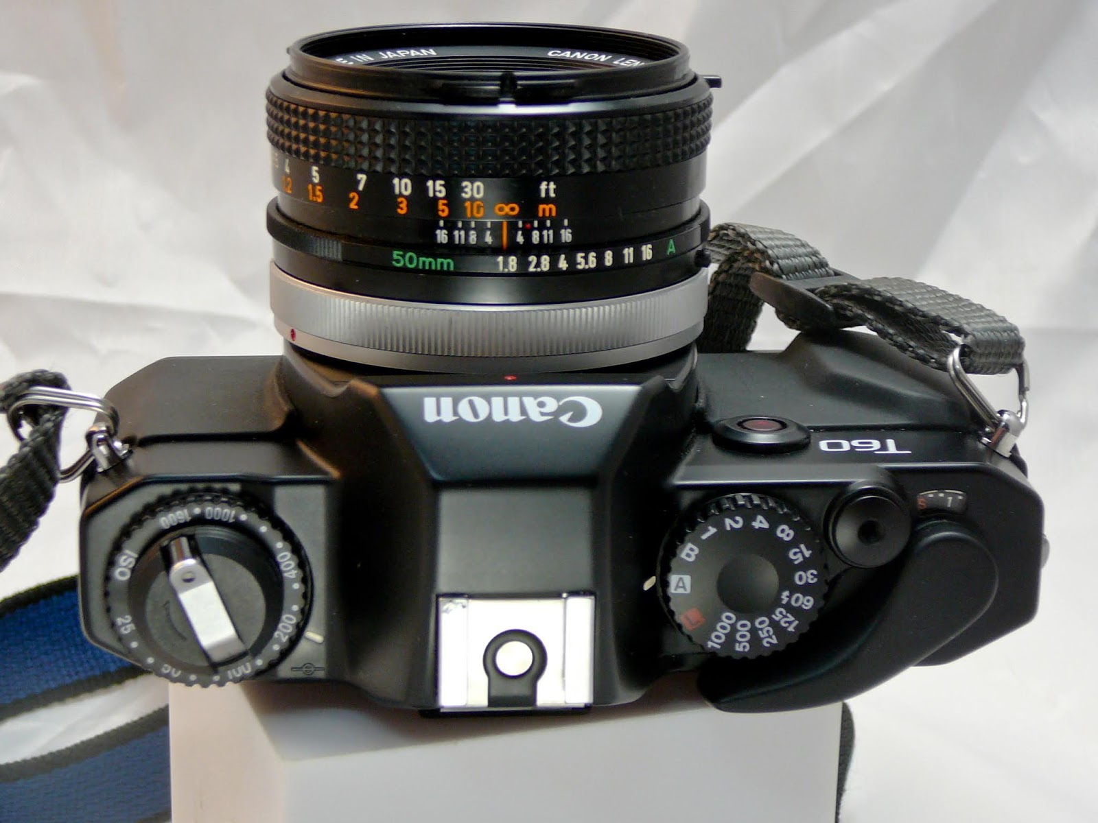 Random Camera Blog: The Canon T60 SLR - A sweet shooter!