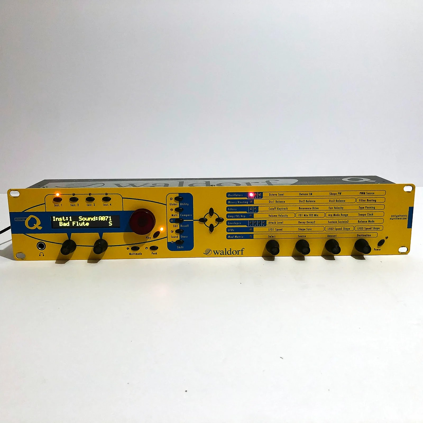 MATRIXSYNTH: Waldorf Micro Q Rackmount Synthesizer w/ New Yellow