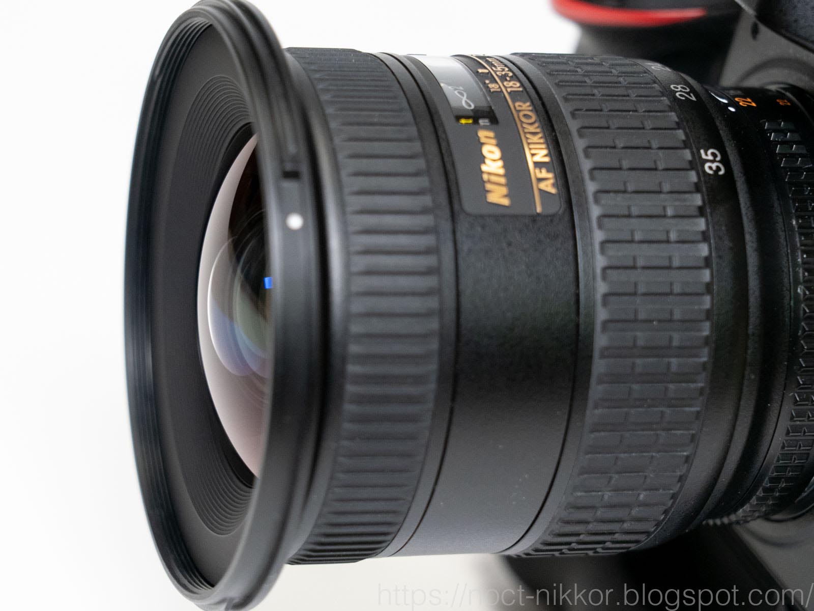 のくログ: AI AF Zoom-Nikkor 18-35mm f/3.5-4.5D IF-ED外観レビュー