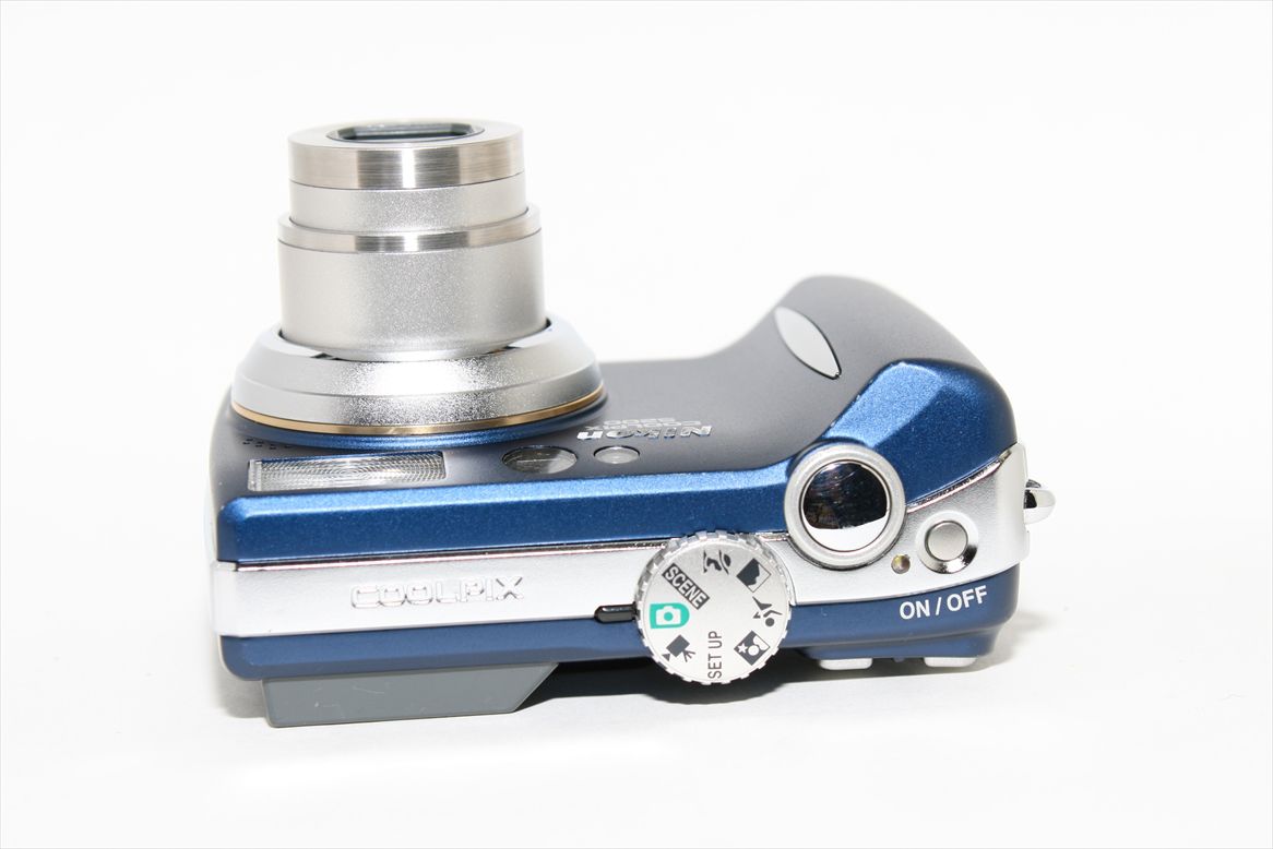 書き溜め space: Nikon COOLPIX 5200 E5200 プラチナブルー