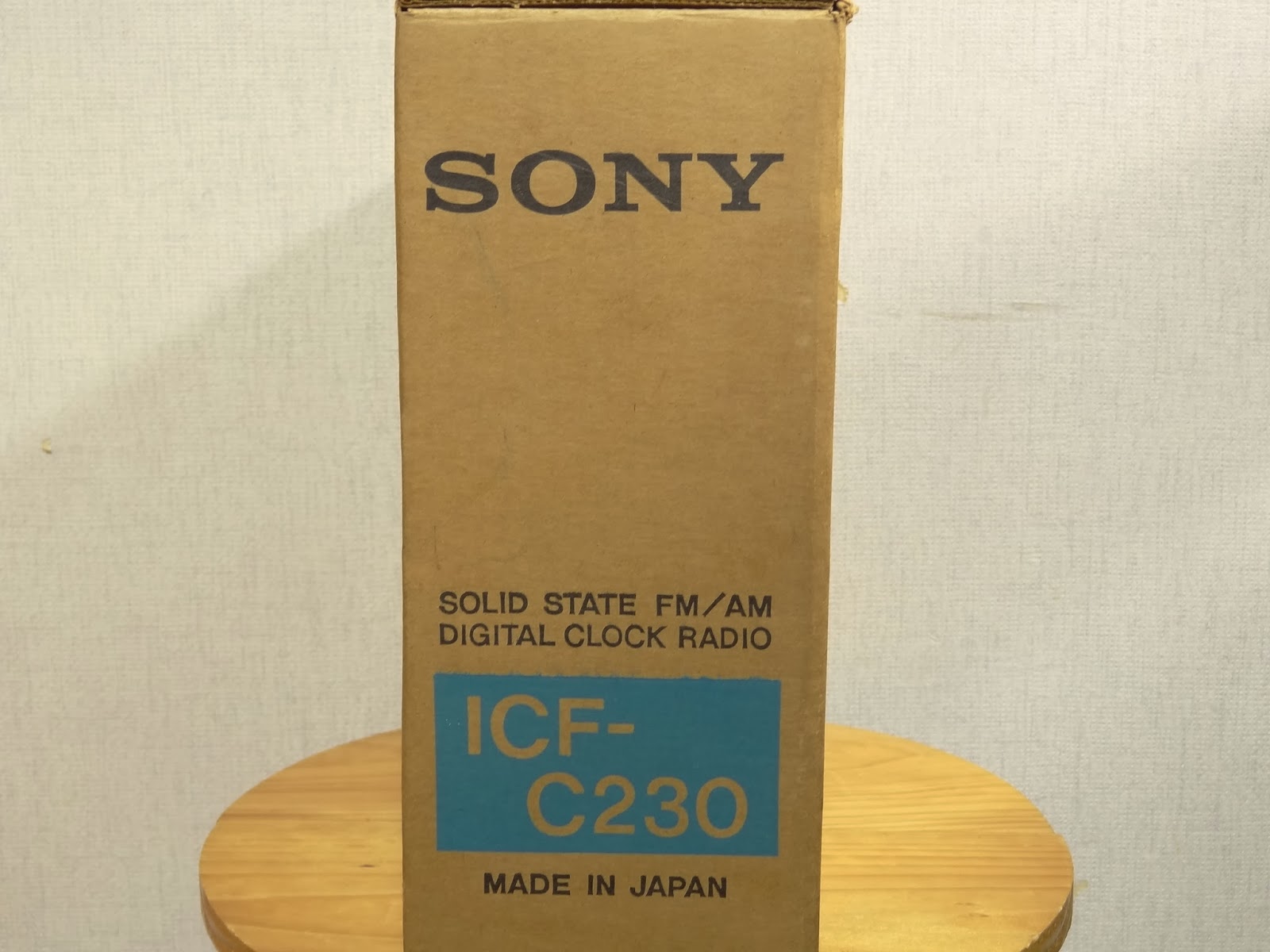 狂乱Nonaha日記: SONY パタパタ時計 ラジオ ICF-C230