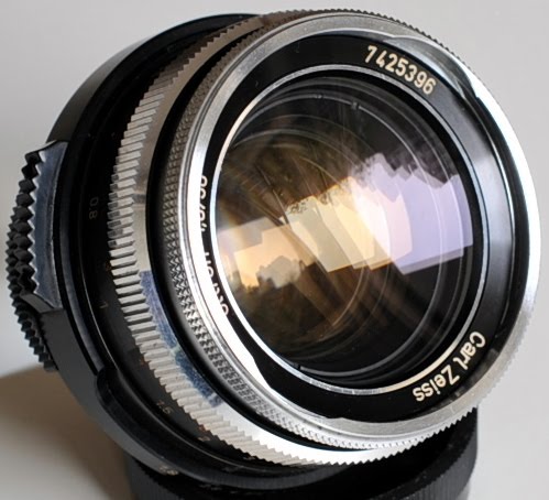 M42 MOUNT SPIRAL: Carl Zeiss Ultron 50mm/F1.8 (M42)カールツァイス