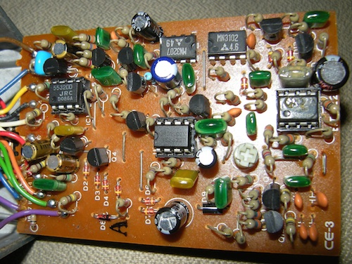 音響的電子工作: BOSS CE-3 Chourus ローノイズ＆ワイドレンジ化改造・MOD