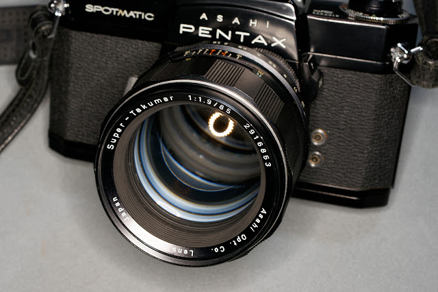 ASAHI OPT. Super-Takumar 1:1.9/85 | Photo of the Life