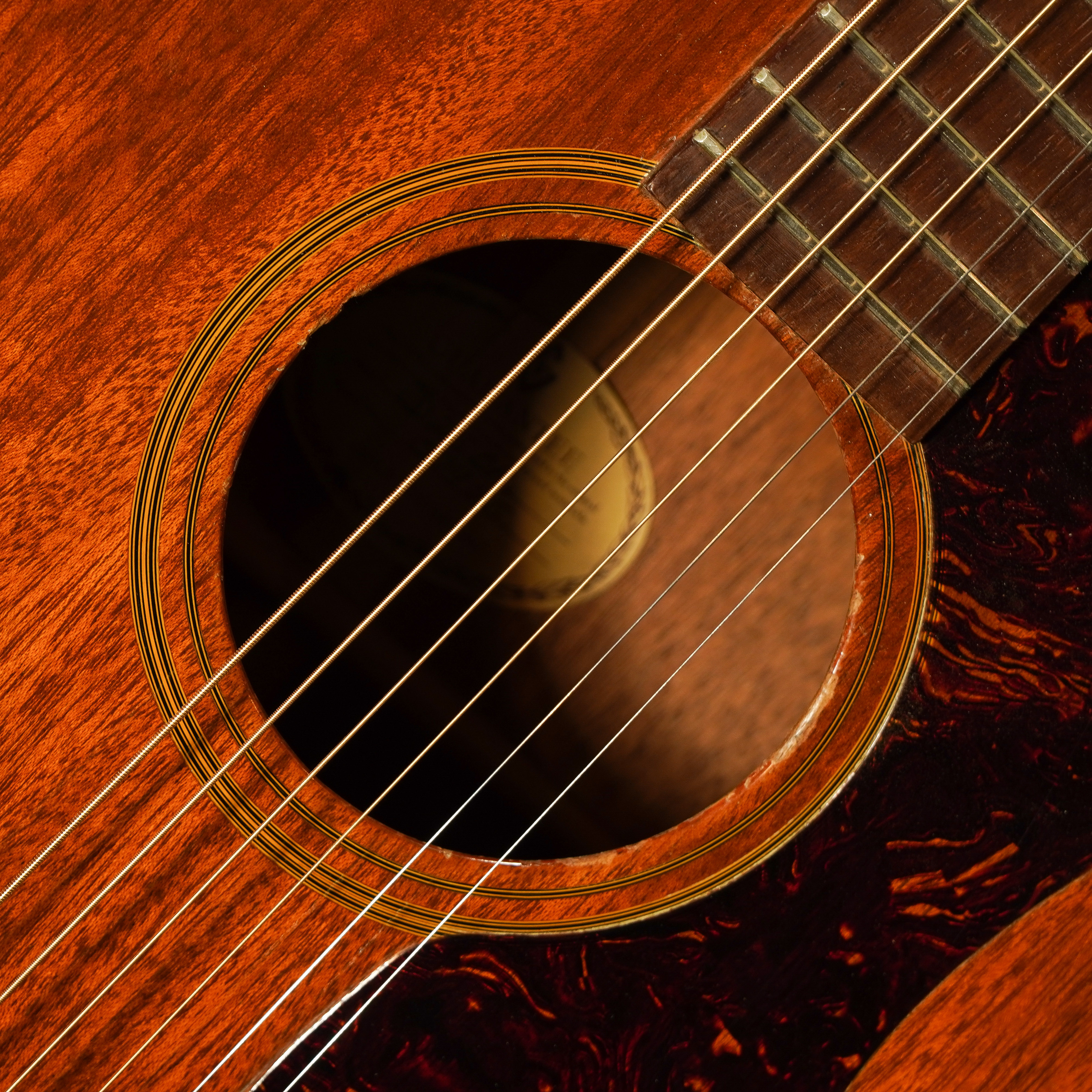 1971 Guild D-25 Dreadnought Guitar